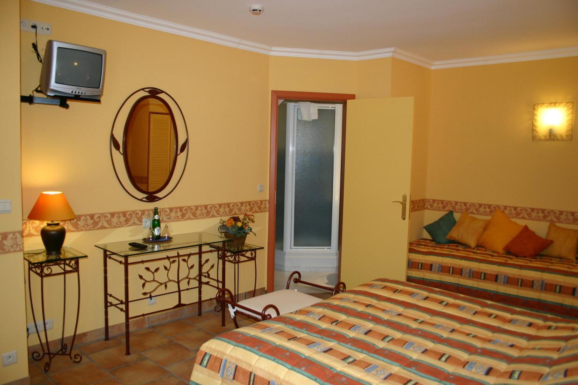 Hotel Le Relais De Pommard Francorchamps Quarto foto